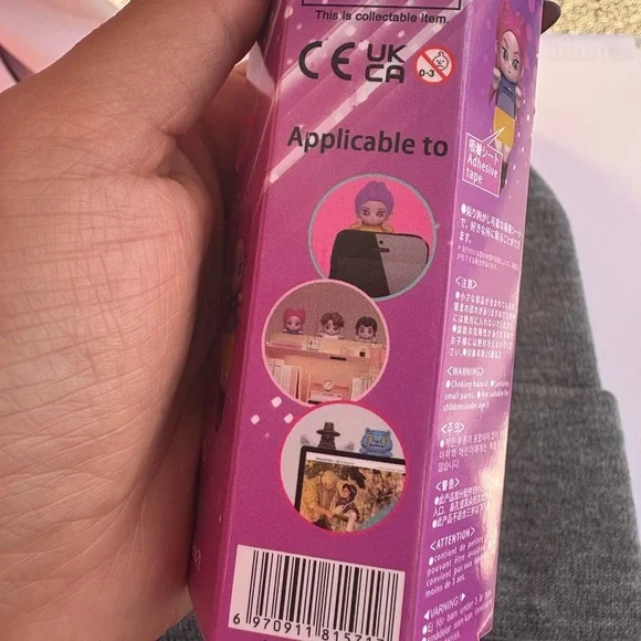 K- pop Demond hunter Squeeze Me Toy - Purple and hipper surprise box - Picture 3 of 3